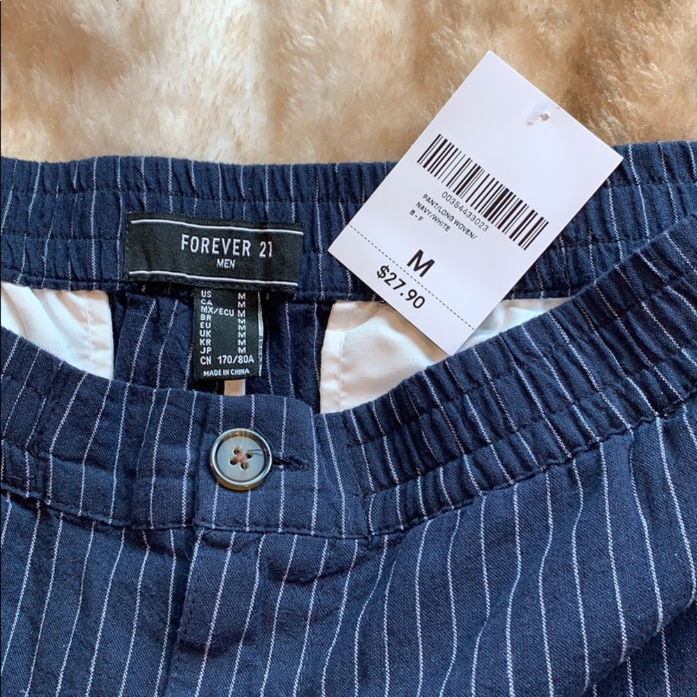 Forever 21 Size Medium Navy/White Pants
